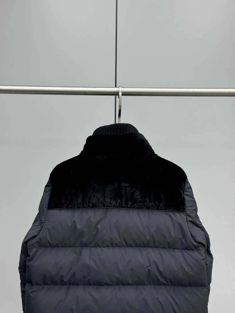 Moncler Down Jackets WellDesigned 144775