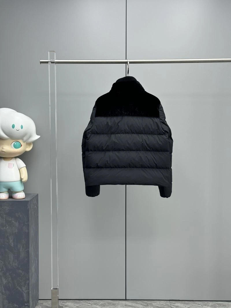 Moncler Down Jackets WellDesigned 144775