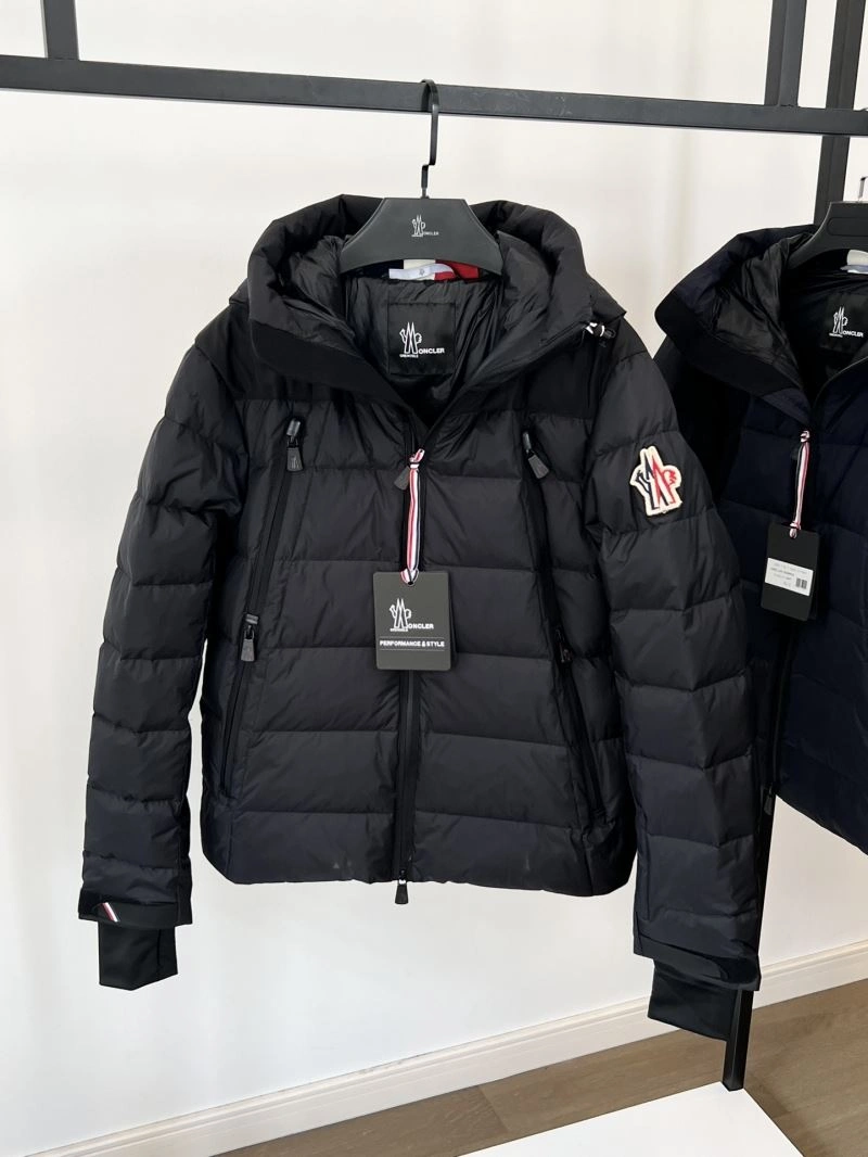 Moncler Down Jackets Neat 144777
