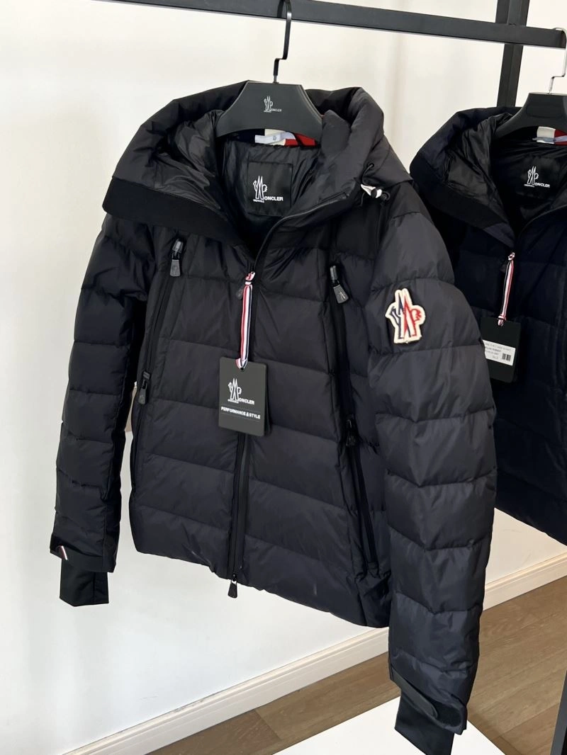 Moncler Down Jackets Neat 144777