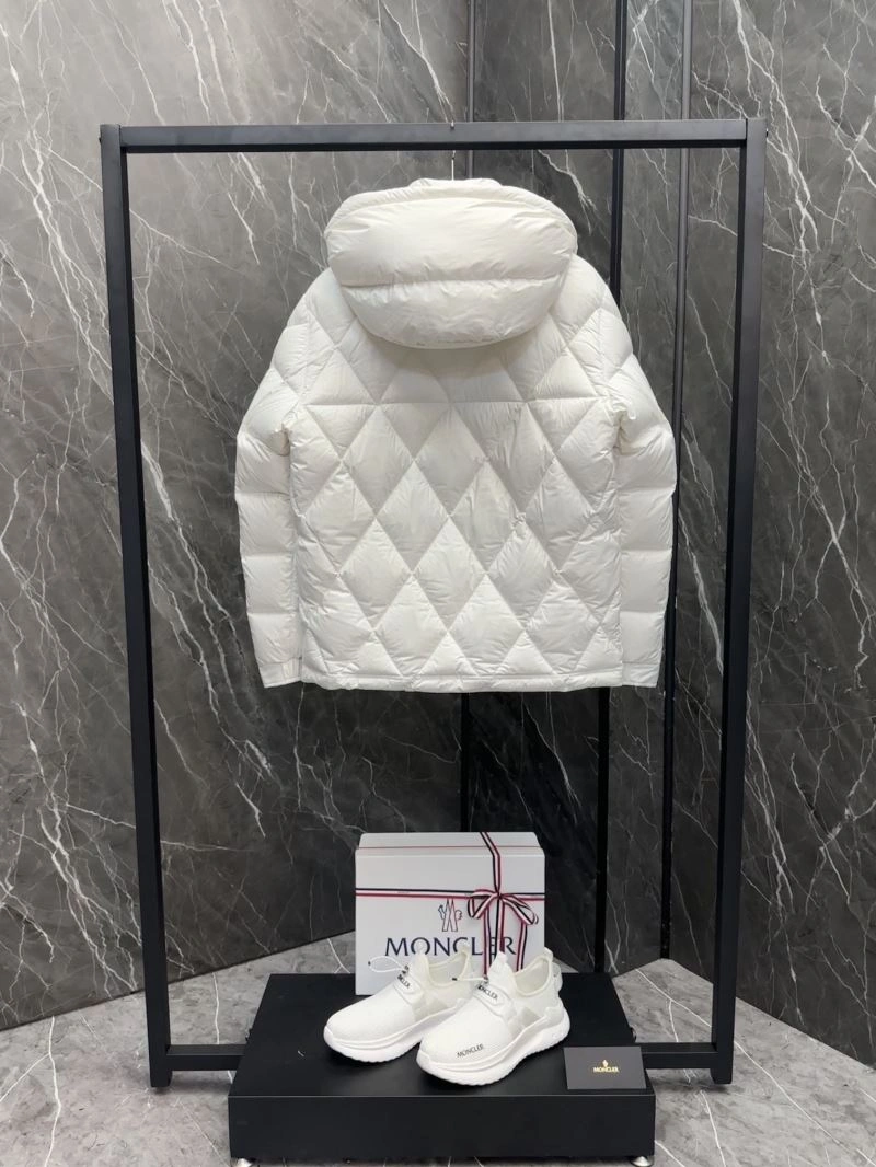Lightweight Moncler Down Jackets 144773