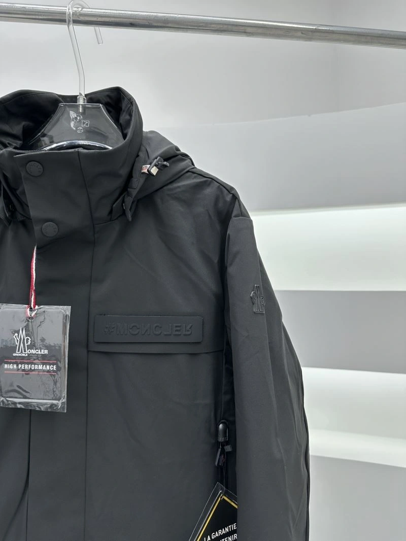 Moncler Down Jackets WellDesigned 144780