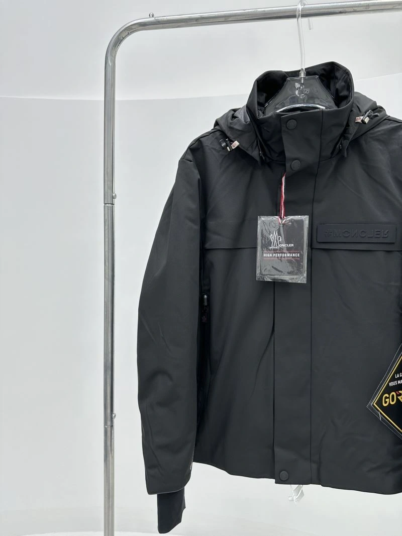 Moncler Down Jackets WellDesigned 144780