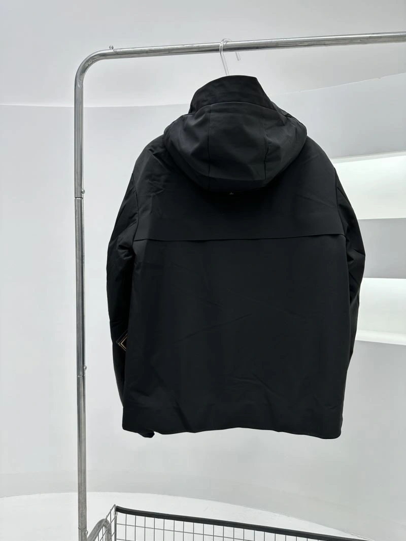 Moncler Down Jackets WellDesigned 144780