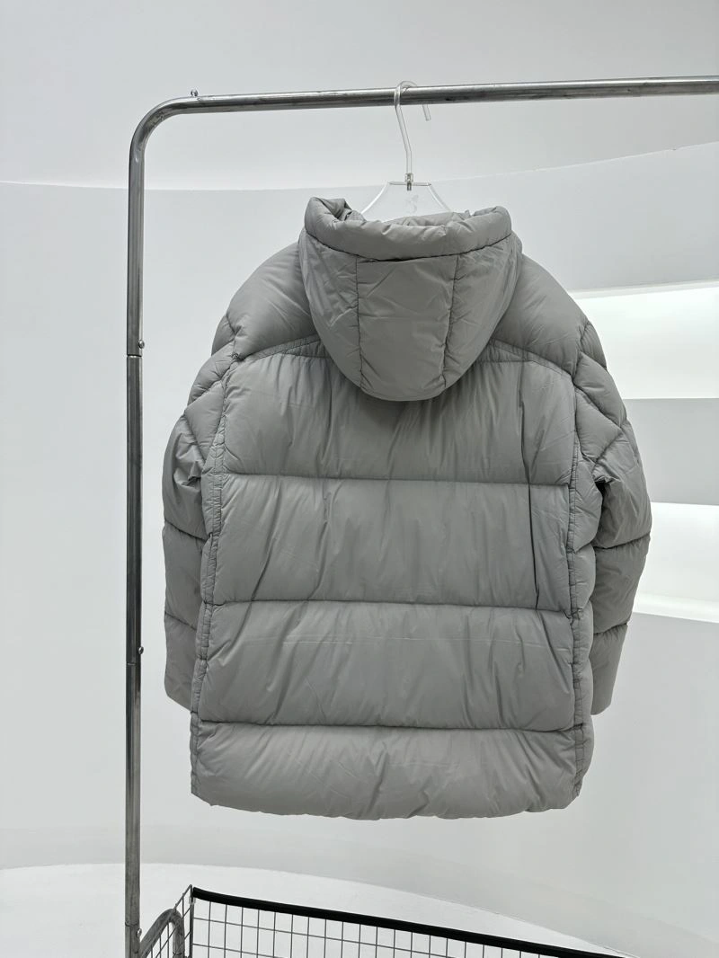 Moncler Down Jackets Packable 144774