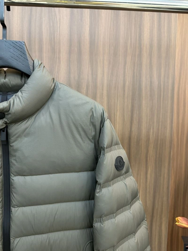 Moncler Down Jackets Chic 144776