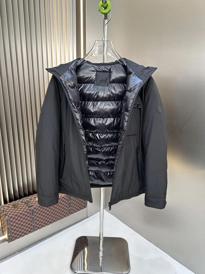 Moncler Down Jackets AllSeason 144769