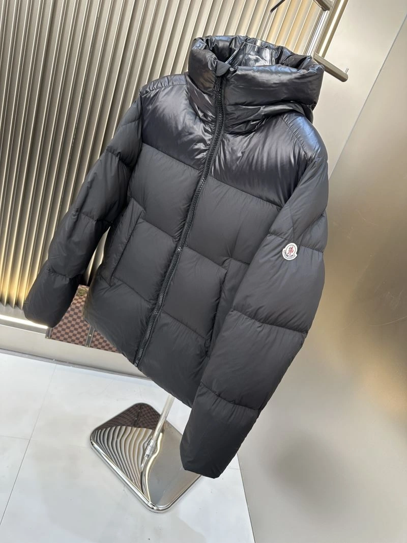 Moncler Down Jackets Modern 144768