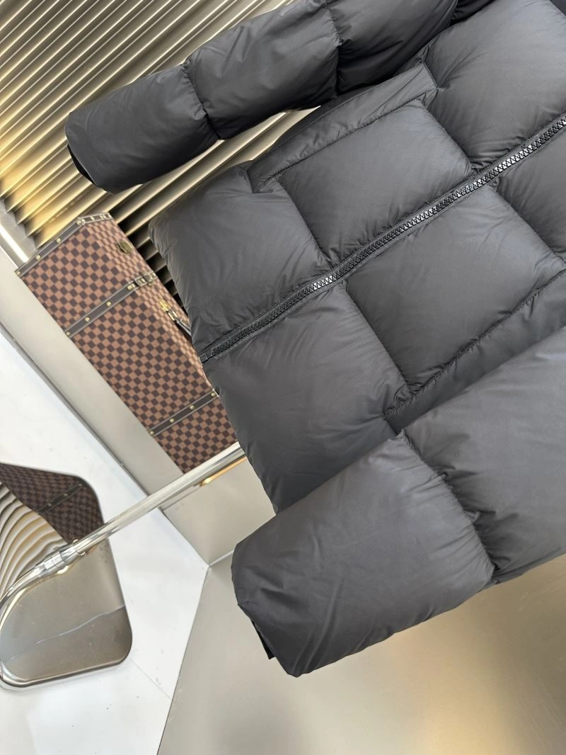 Moncler Down Jackets Modern 144768