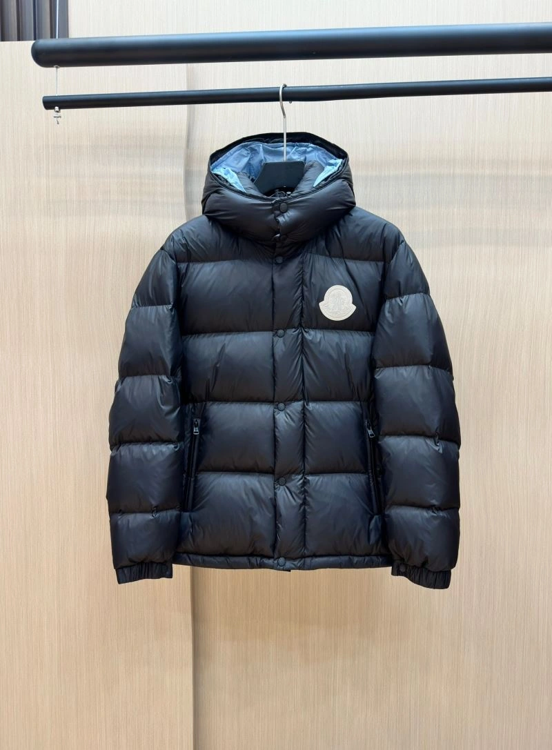 Moncler Down Jackets Durable 144758