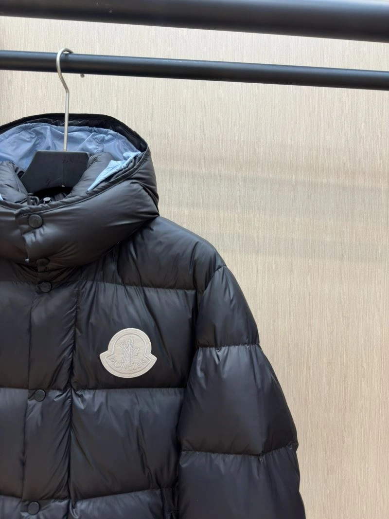 Moncler Down Jackets Durable 144758