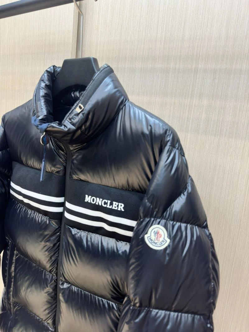 Moncler Down Jackets UrbanStyle 144759