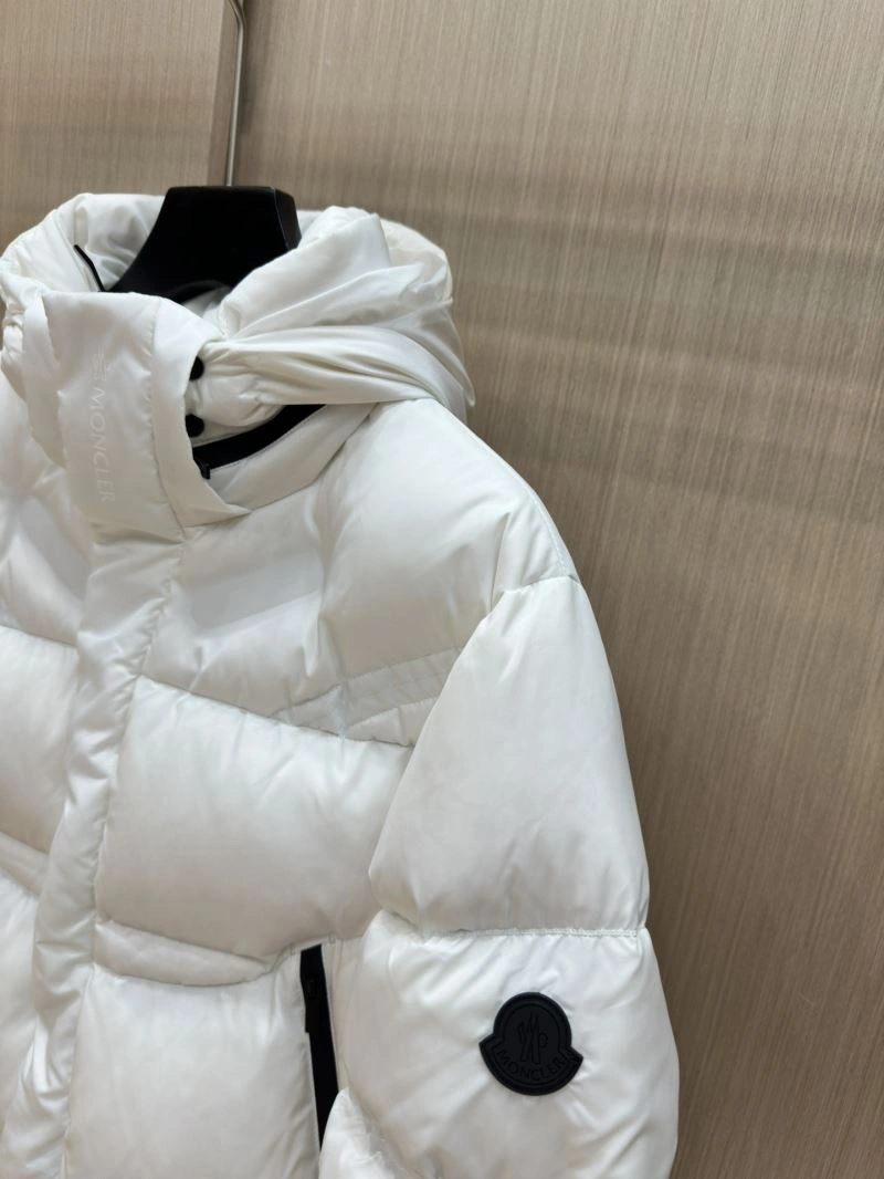 Moncler Down Jackets Classic 144757