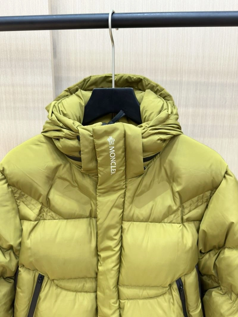 Timeless Moncler Down Jackets 144756