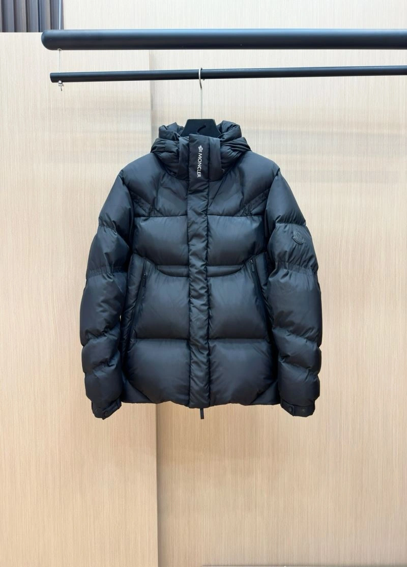 Moncler Down Jackets Trendy 144755