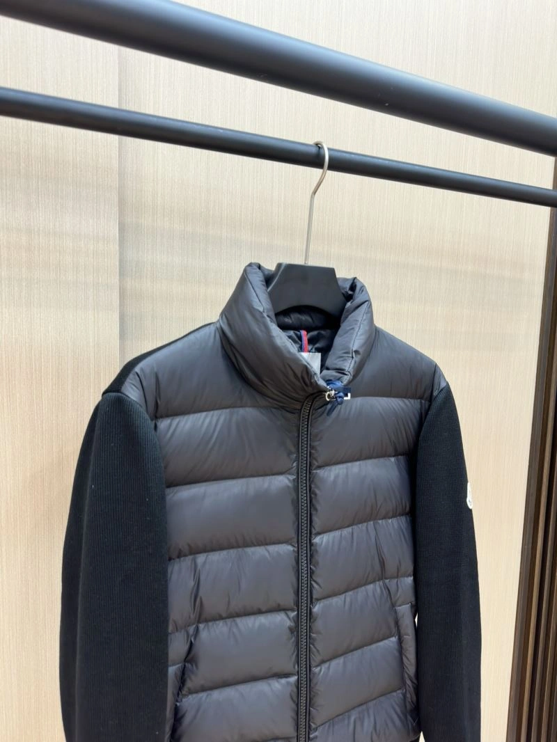 Moncler Down Jackets Trendsetting 144754