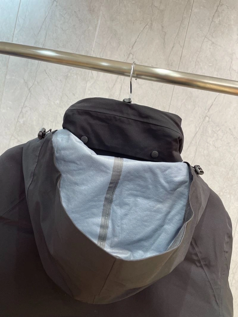 MoistureWicking Moncler Down Jackets 144743