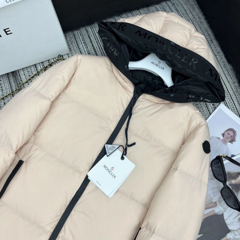 Cozy Moncler Down Jackets 144732