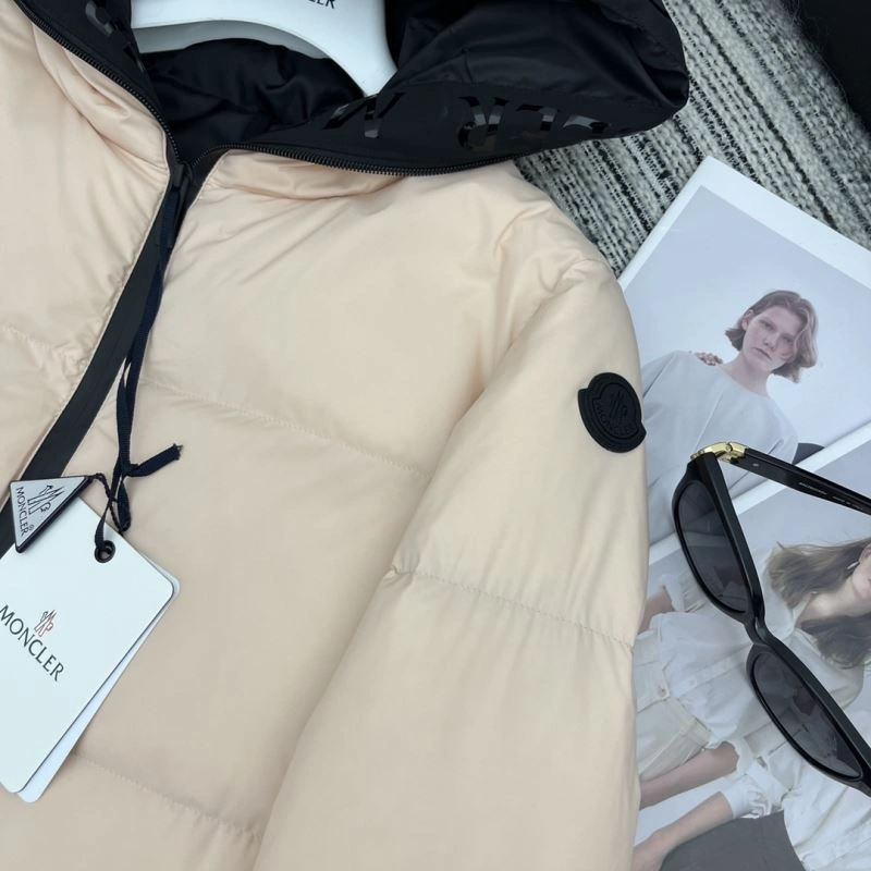 Cozy Moncler Down Jackets 144732