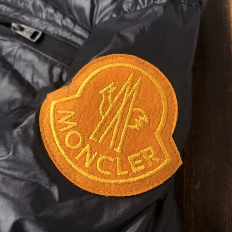 Bright Moncler Down Jackets 144735