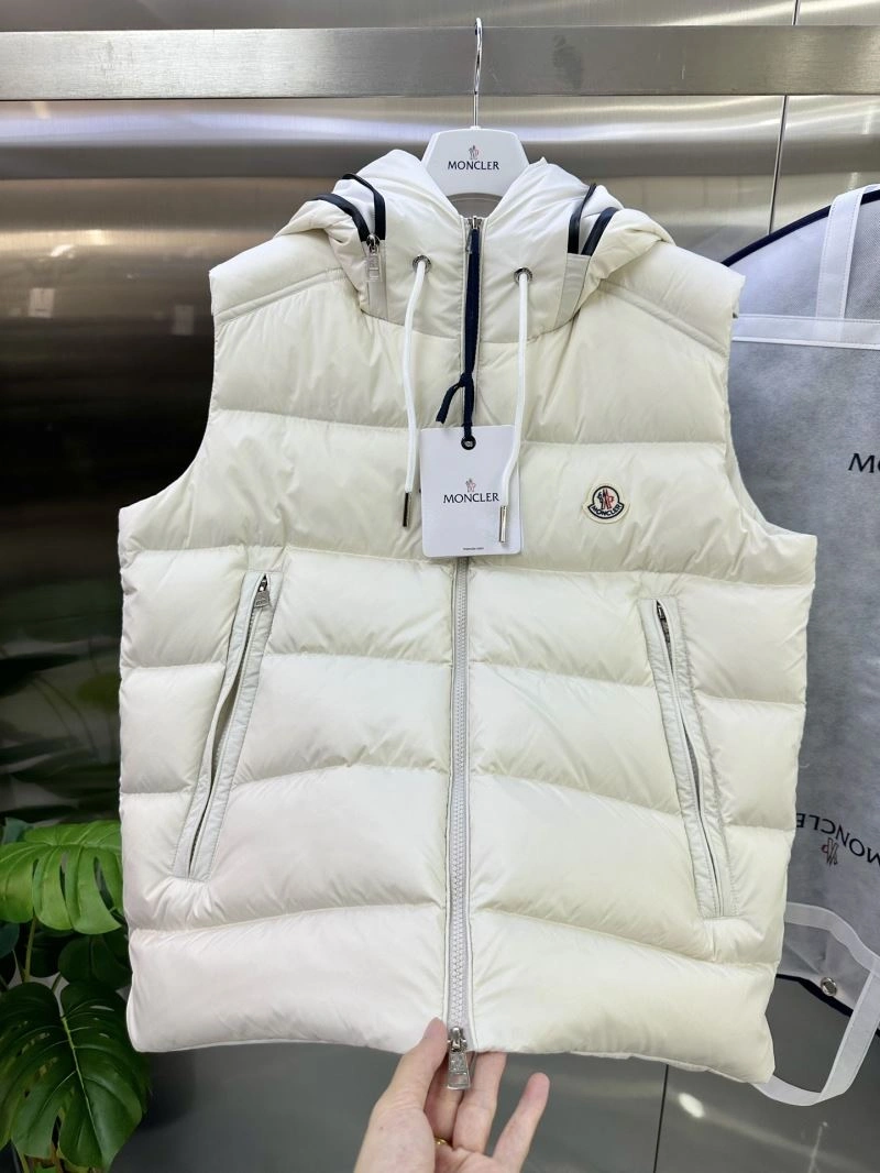 Moncler Down Jackets Lightweight 144741