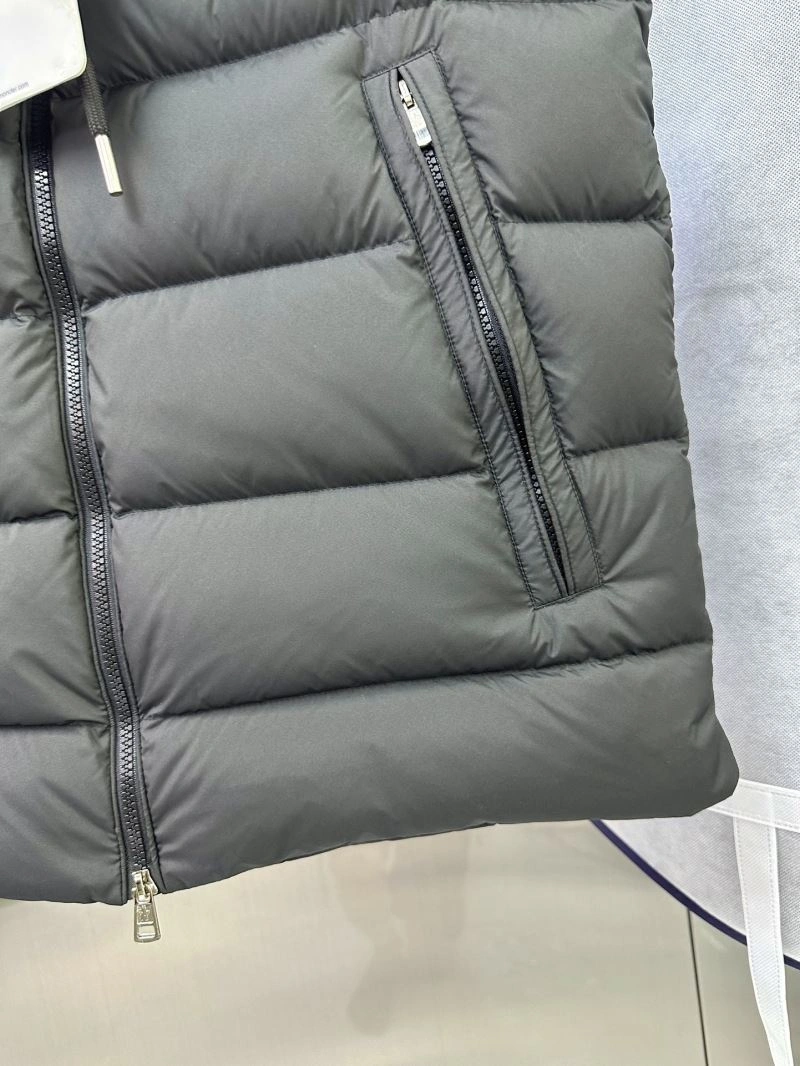 Cozy Moncler Down Jackets 144738
