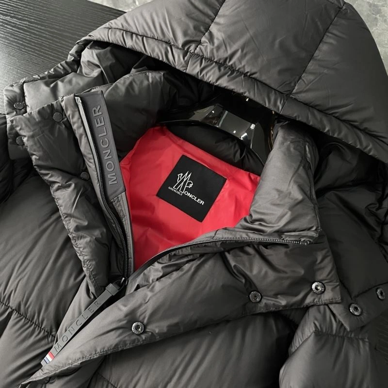 Modern Moncler Down Jackets 144751