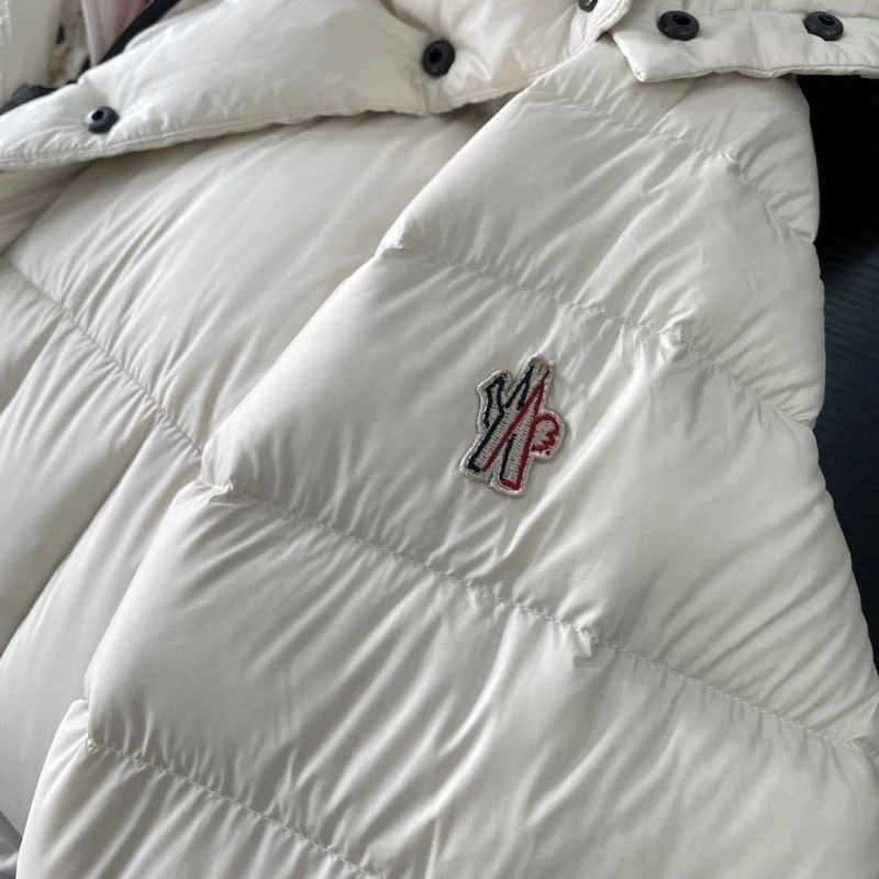 Modern Moncler Down Jackets 144733