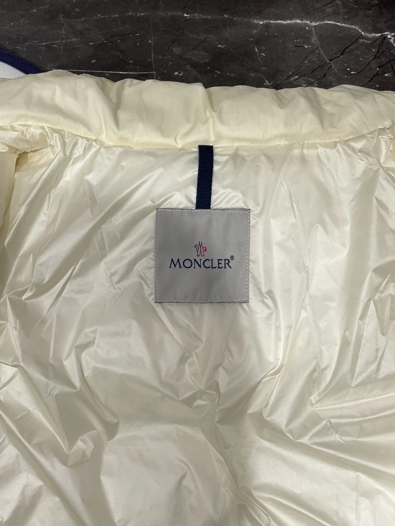 MoistureWicking Moncler Down Jackets 144728