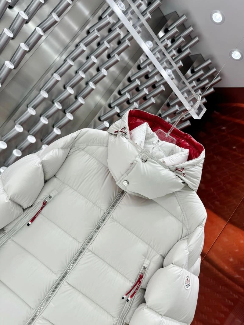 Durable Moncler Down Jackets 144753