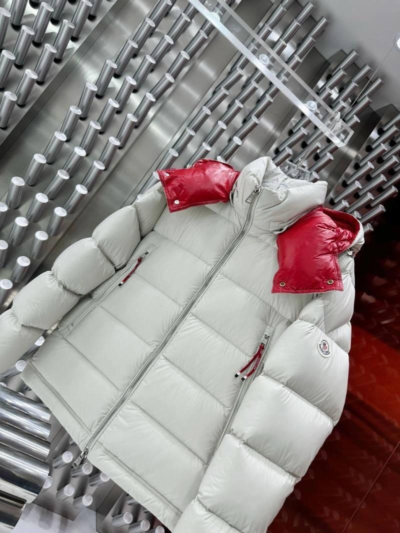 Durable Moncler Down Jackets 144753