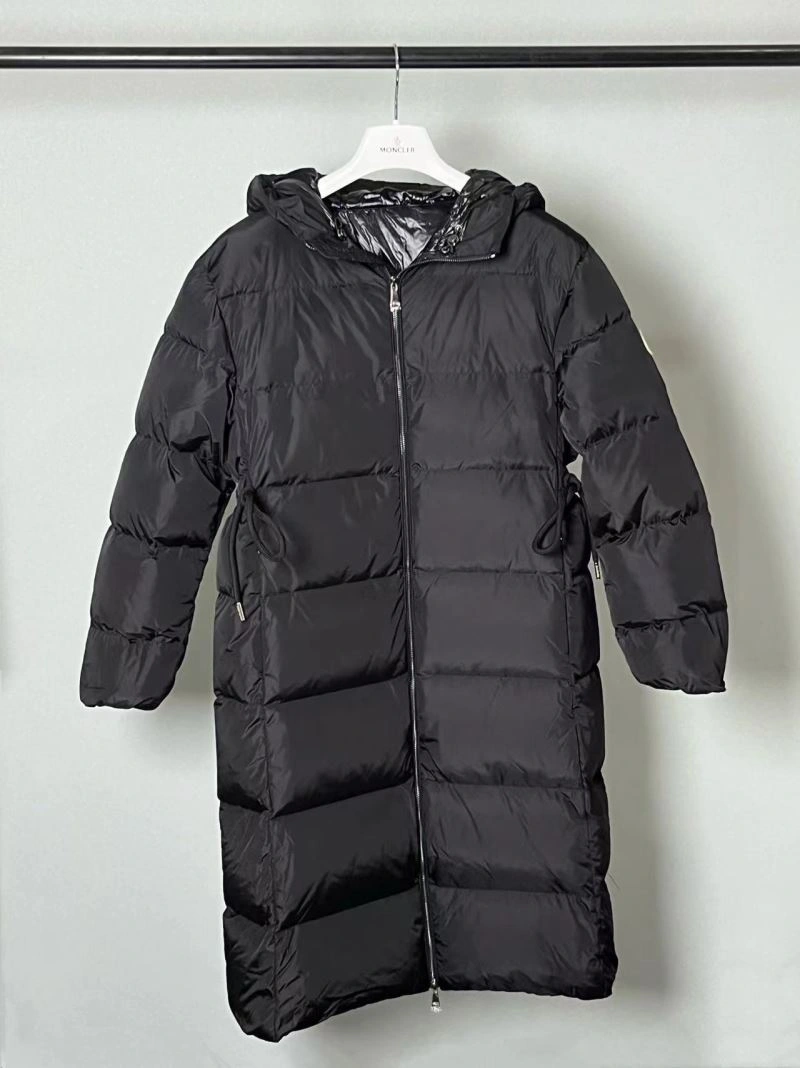 Moncler Down Jackets Sporty 144730