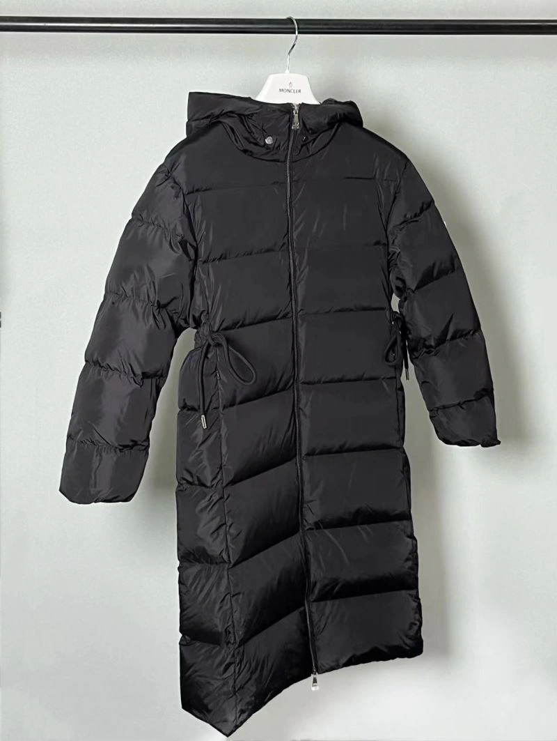 Moncler Down Jackets Sporty 144730