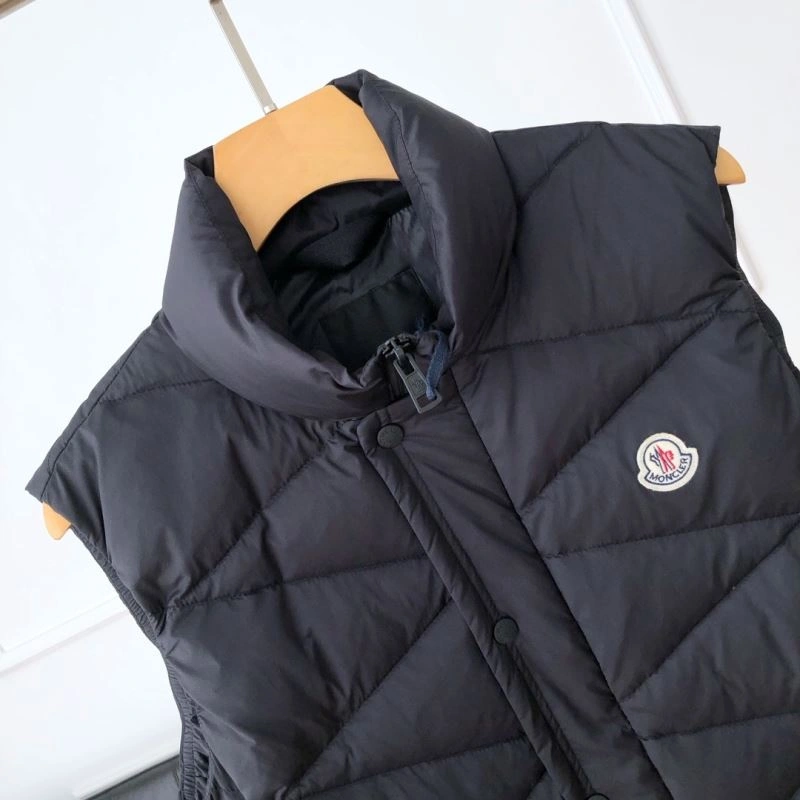 Moncler Down Jackets MultiPurpose 144717