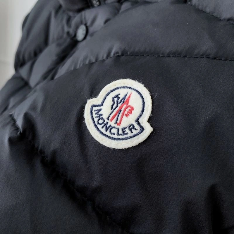 Moncler Down Jackets MultiPurpose 144717