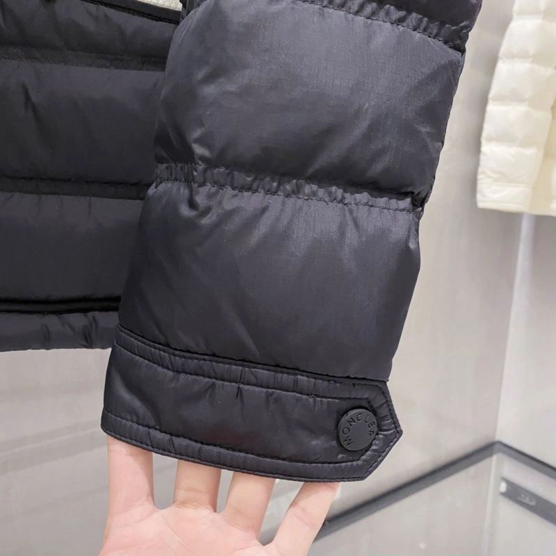 OdorResistant Moncler Down Jackets 144715
