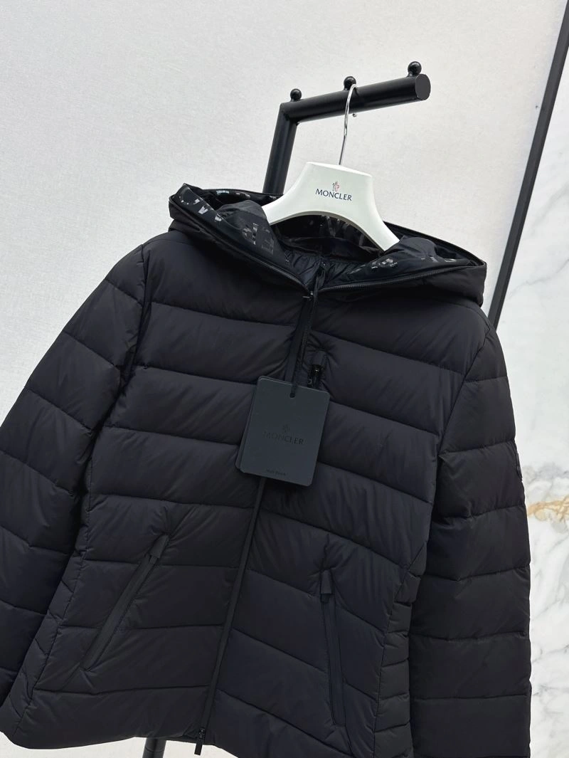 Moncler Down Jackets Lightweight 144711