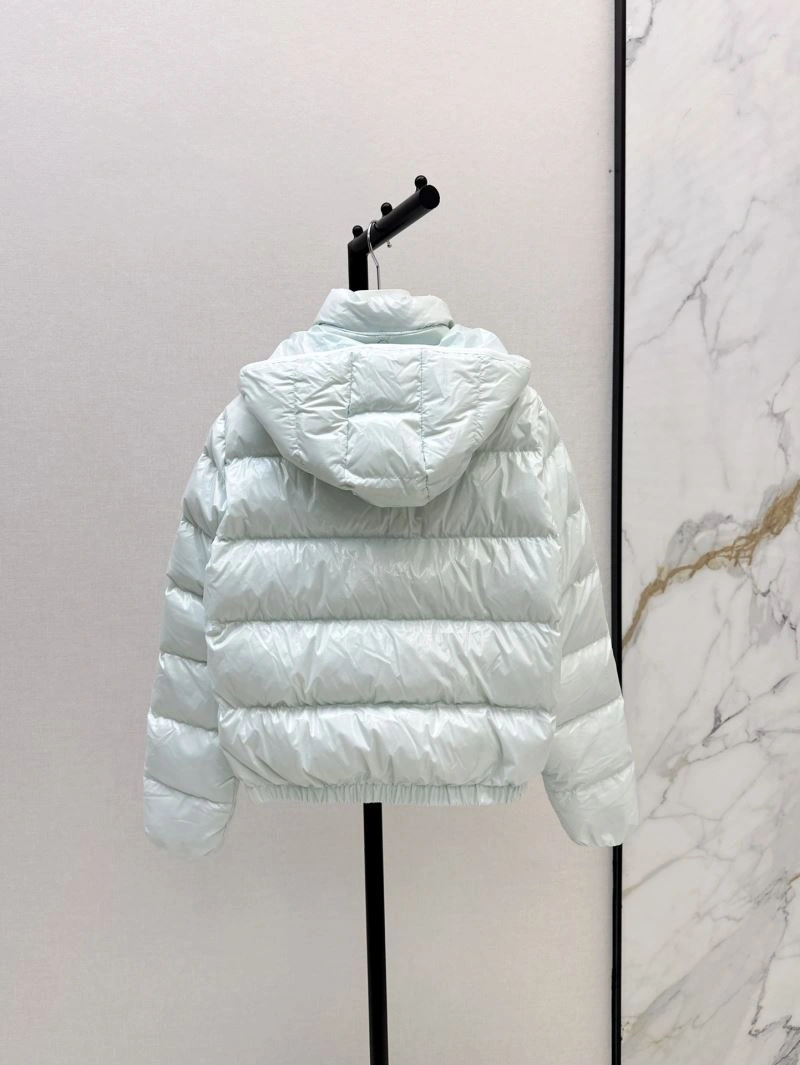 Moncler Down Jackets Original 144710