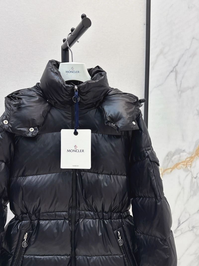 Moncler Down Jackets Resilient 144695
