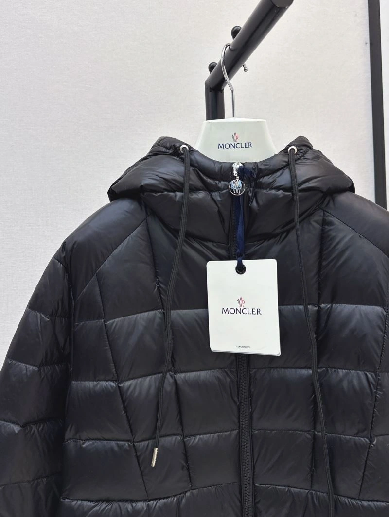 Resilient Moncler Down Jackets 144698