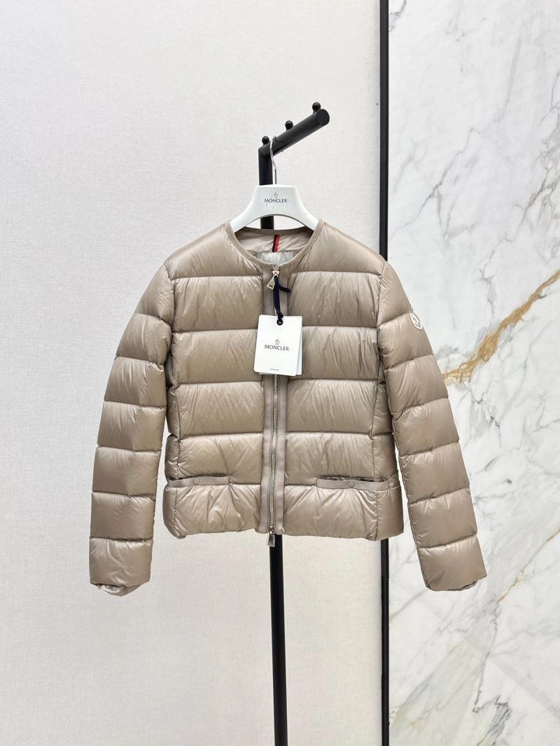 Moncler Down Jackets Breathable 144708