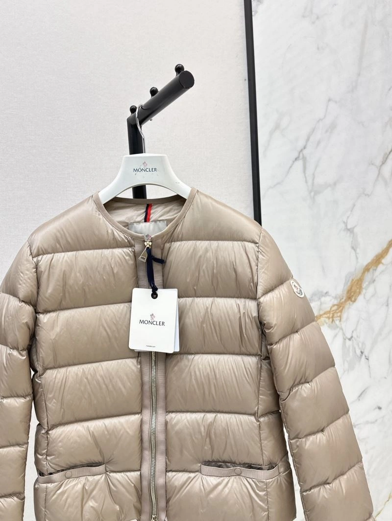 Moncler Down Jackets Breathable 144708