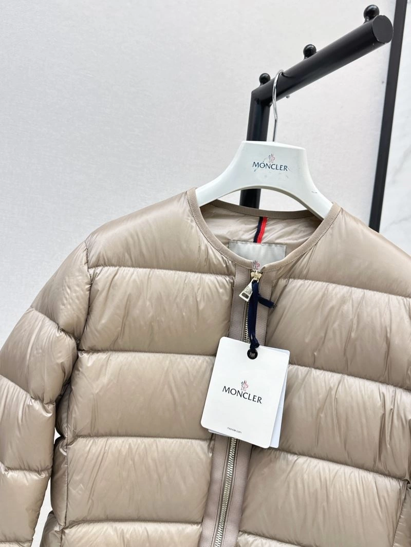 Moncler Down Jackets Breathable 144708