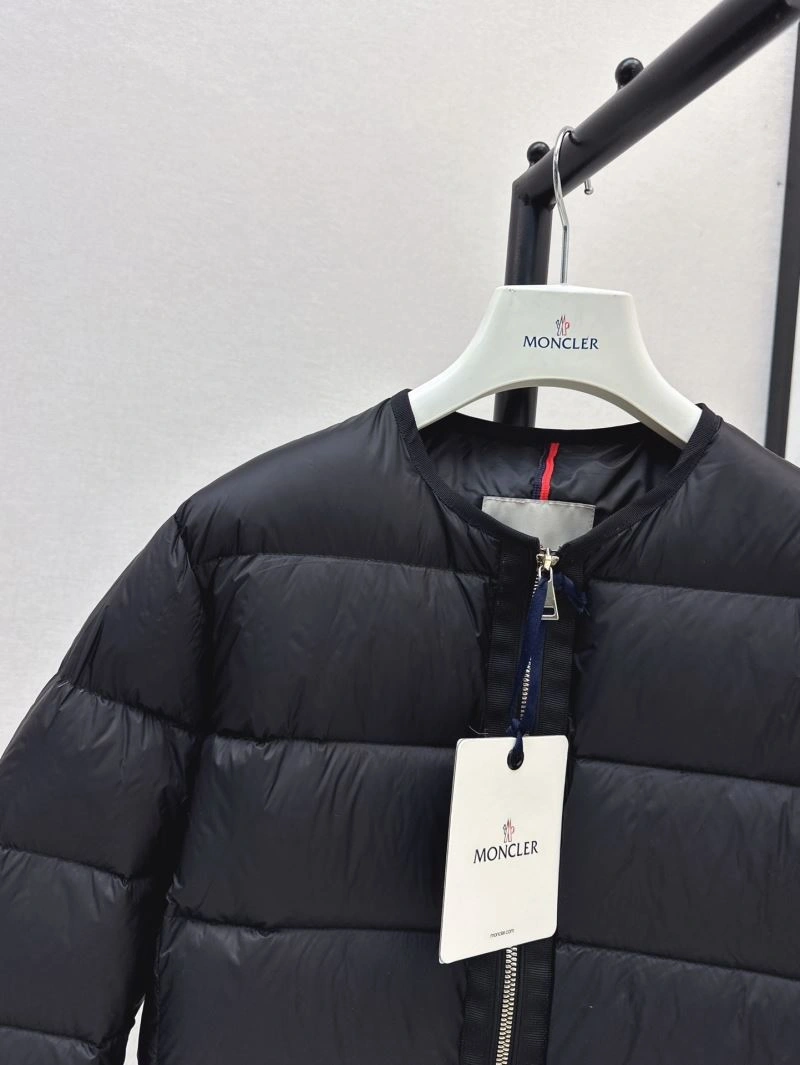 Flexible Moncler Down Jackets 144686