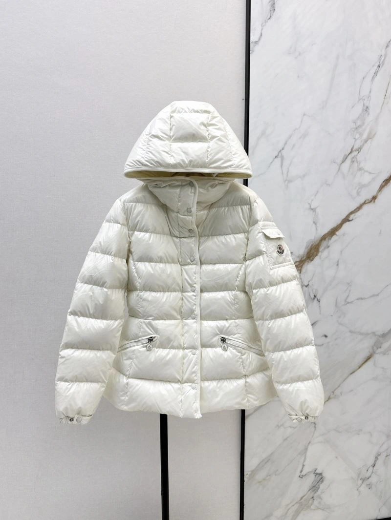 Moncler Down Jackets Unique 144702