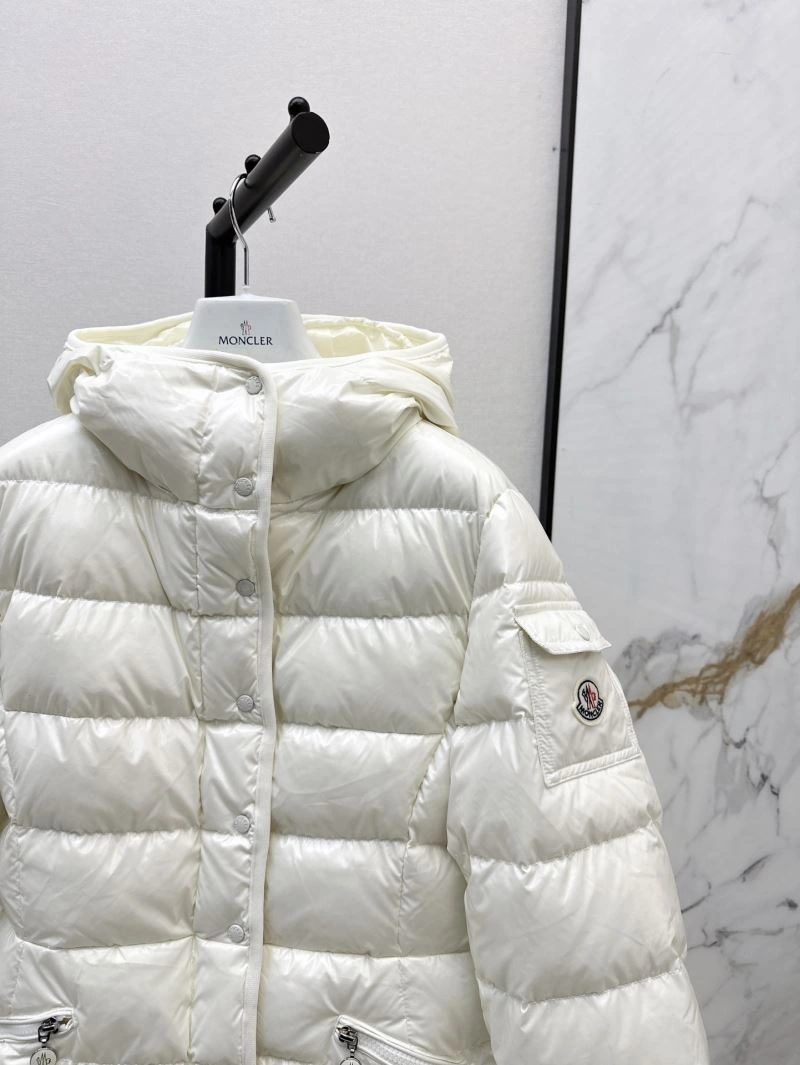 Moncler Down Jackets Unique 144702