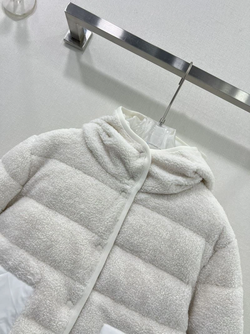 WaterResistant Moncler Down Jackets 144684