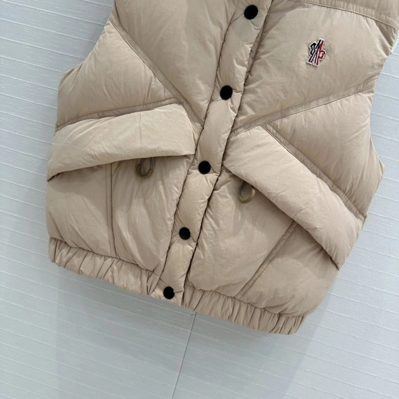 Moncler Down Jackets Durable 144681