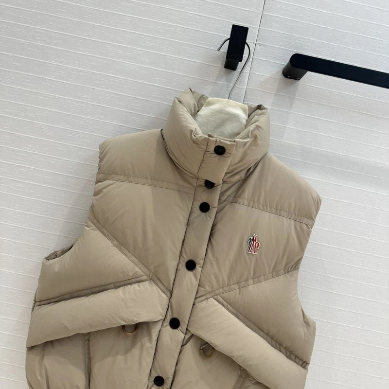 WaterResistant Moncler Down Jackets 144678