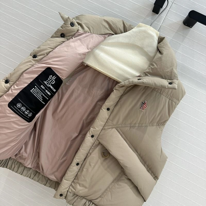 WaterResistant Moncler Down Jackets 144678